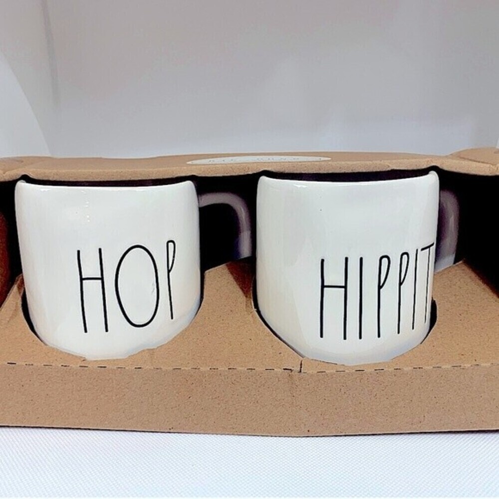 Rae Dunn Hippity &‎ Hop Ceramic Farmhouse Rustic Easter Holiday Mug Set - Picture 4 of 4